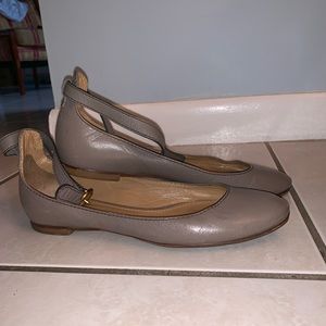 Chloe Flats